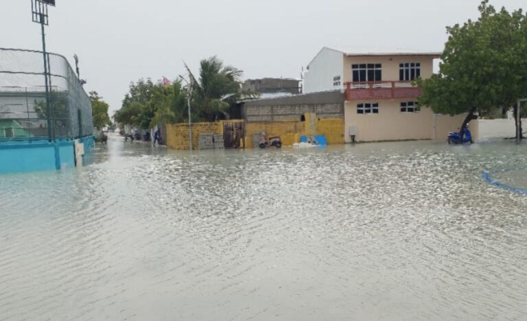 ވިއްސާރައިގައި 14 ރަށަކަށް ގެއްލުންވެ، ކުޅުދުއްފުށީގެ އެއް ގޭ ހުސްކޮށްފި