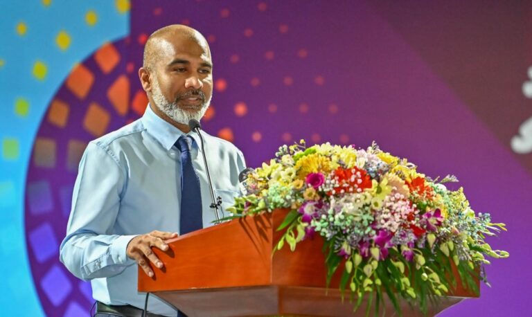 އަންނަން އޮތް ޖީލުތަކަށް ހުނަރާއި ރިވެތި ހުލްގް ބިނާކުރުމުގެ މޭސްތިރިންނަކީ މުދައްރިސުން: ޑރ ޝަފީއު