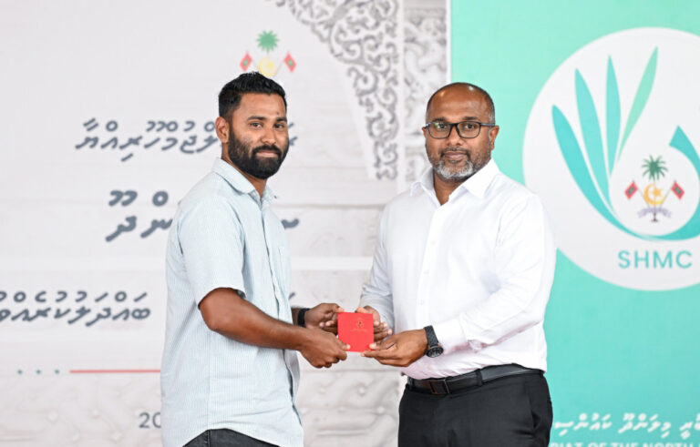 އިމިގްރޭޝަންގެ އަތޮޅުތަކުގެ އޮފީސްތަކުން މިދިޔަމަހު 960 ޕާސްޕޯޓު ދޫކުރި