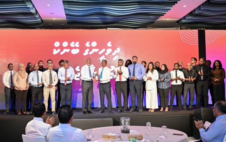 ހުރިހައި ރަށެއްގައި ބީއެމްއެލް އޭޓީއެމްގެ ޚިދުމަތް ޤާއިމްކޮށް ނިމިއްޖެ