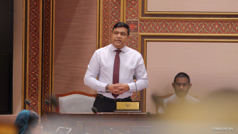 ހެލިކޮޕްޓަރުގެ ޚިދުމަތް ދޭން އަލުން ހުޅުވާލަނީ