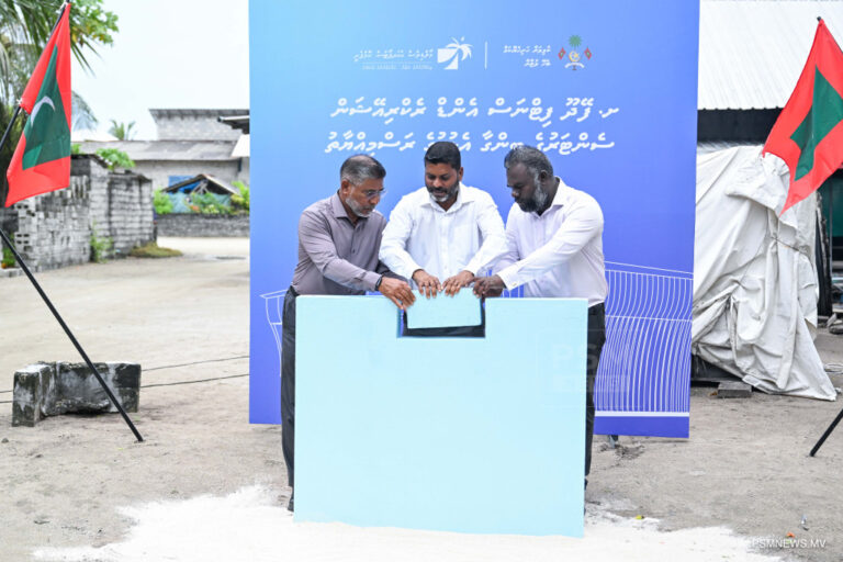 ށ. ފޭދޫ ފިޓްނަސް އެންޑް ރެކްރިއޭޝަން ސެންޓަރުގެ ބިންގާ އަޅައިފި