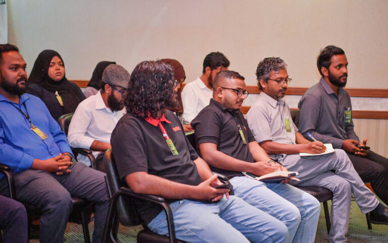 މީޑިއާ ކޮމިޝަން އިންތިޚާބުގައި ވޯޓުލާން ރަޖިސްޓްރީކުރުމަށް އިތުރު އެއްދުވަސް ދީފި