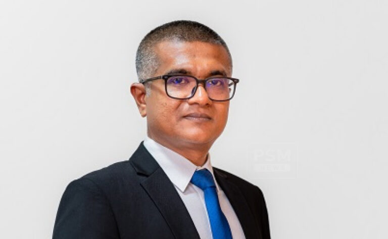 ސިނގިރޭޓު މައްސަލާގައި ހައްޔަރުކުރި މުޢާޒްގެ ބަންދަށް އިތުރު 10 ދުވަސް