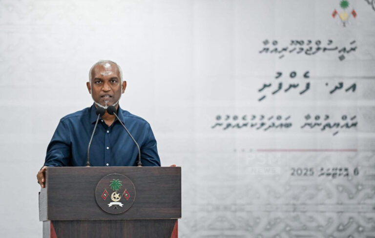 ފެންފުށި ފުޓްބޯޅަ ދަނޑުގައި ލަަައިޓް ހަރުކޮށް ފެންވަރު ރަނގަޅުކޮށްދޭނަން: ރައީސް