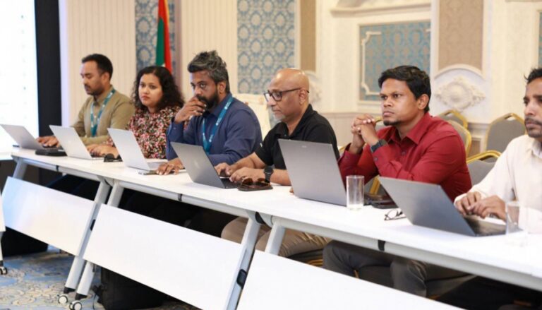 “ވިލުންތެރި ރާއްޖެ 2045″ އަށް ރައްޔިތުންގެ ހިޔާލު ހޯދުމުގެ ބައްދަލުވުންތަކުެ %50 ނިންމާލައިފި