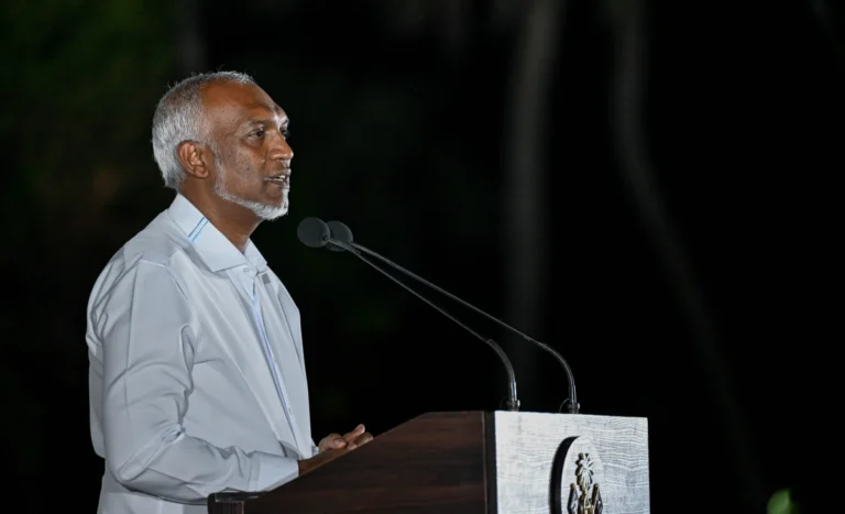 ކޮންމެ އަތޮޅެއްގައި ދަތުރުދިއުމަށް ޚާއްޞަ ރަށެއް ކަނޑައަޅަނީ