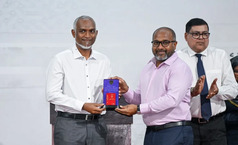 އައިޑީކާޑާއި ޕާސްޕޯޓުގެ ޚިދުމަތް މުޅި ރާއްޖެއަށް ޤާއިމު ކުރައްވާ ރިޔާސީ ވައުދުފުޅު ފުއްދަވައިފި