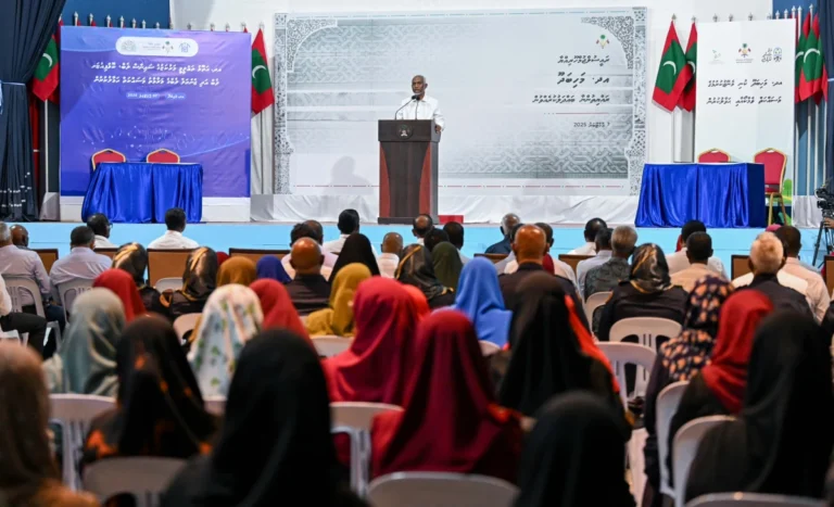 10 މަސްތެރޭ މަހިބަދޫ ބިން ހިއްކާ ހަވާލުކުރައްވާނެ: ރައީސް