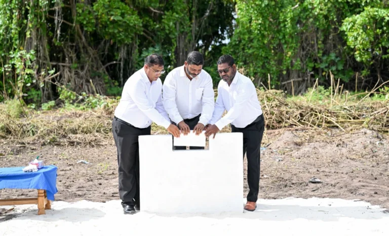 ގޮއިދޫގައި ކުނި މެނޭޖްކުރާ މަރުކަޒުގެ މަސައްކަތް ފަށައިފި