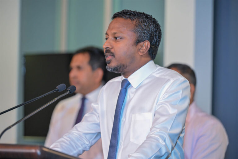 ވެންޓިލޭޓަރު މައްސަލަ: 37 މިލިއަން ރުފިޔާ ދިވެހި ސަރުކާރަށް ދައްކަން ދުބާއީ ކޯޓަކުން އަމުރު ކޮށްފި