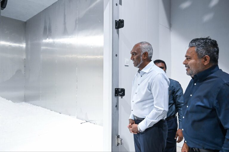 އުތުރުގެ މަސްވެރިންނަށް އުފާވެރިކަން، ފުނަދޫގައި 30 ޓަނުގެ އައިސް ޕްލާންޓެއް ހުޅުވައިފި