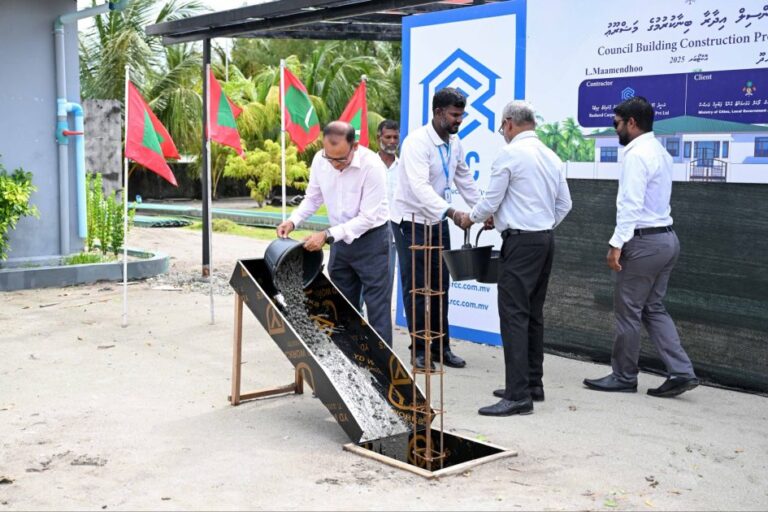 ލ. މާމެންދޫ ކައުންސިލް އިދާރާގެ ބިންގާ އަޅައިފި