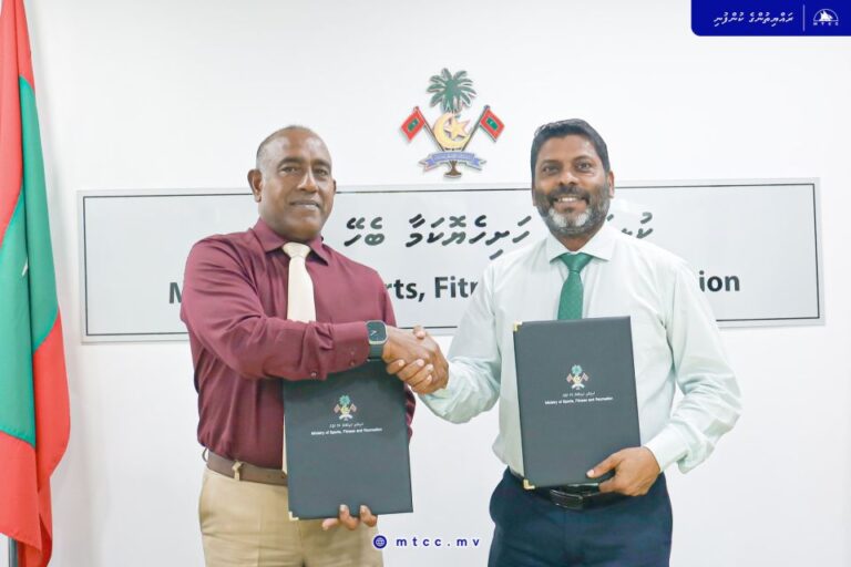 ނައިފަރުގައި ފުޓުބޯޅަ ދަނޑެއް ތަރައްގީކުރަން އެމްޓީސީސީއާ ހަވާލުކޮށްފި