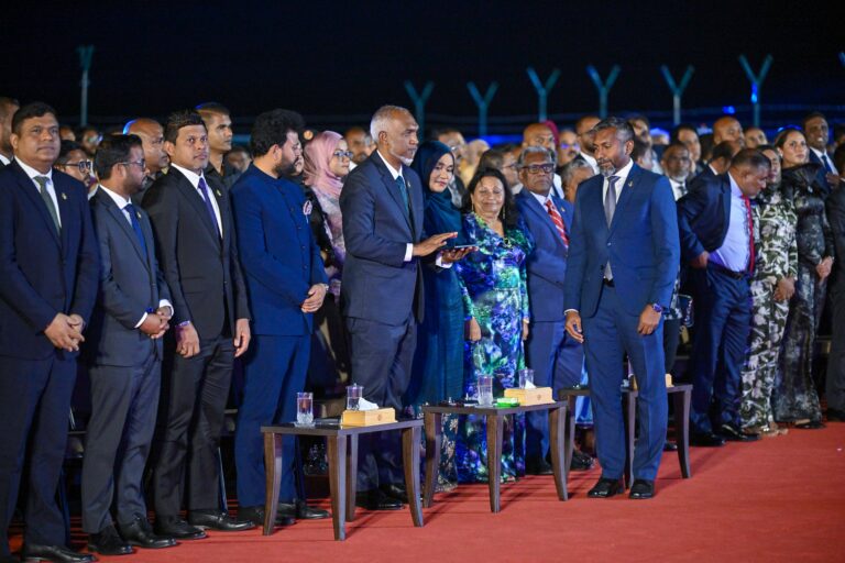 ބީއެމްއެލް އިން ހަނިމާދޫ އެއާޕޯޓުގައި ޑޮލަރު އޭޓިއެމްއަކާއި ޑޮލަރު ދޫކުރާ ކައުންޓަރެއް ގާއިމުކޮށްފި