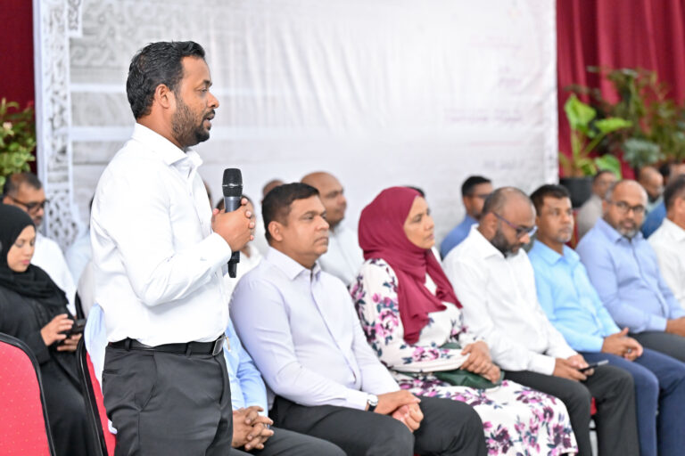 ބްރިޖުން ގުޅުވާލިޔަސް ވިލިމާލޭގައި ވިލިމާލޭގައި އިންޖީނުލީ އުޅަނދު ދުއްވުމުގެ ހުއްދައެއް ނުދޭނަން: މުއްތަލިބު