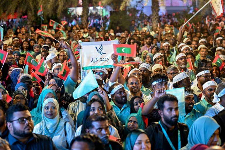 ޕީއެންސީއިން މާލޭގައި ބޭއްވި ބޮޑު ޖަލްސާ