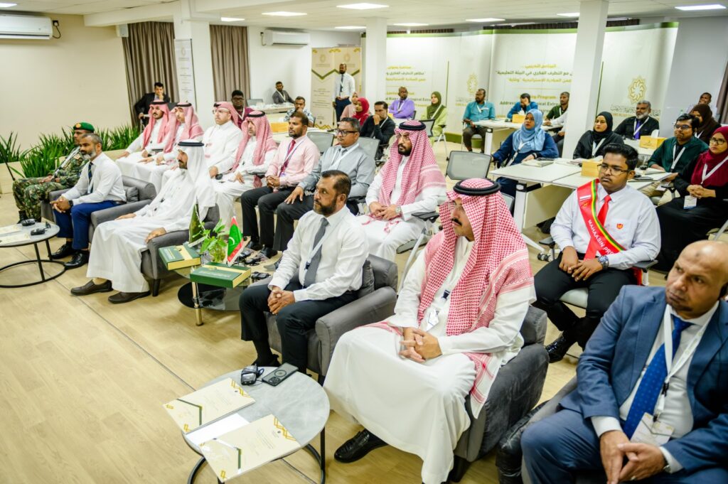 Whatsapp image 2025 11 17 at 19.06.52