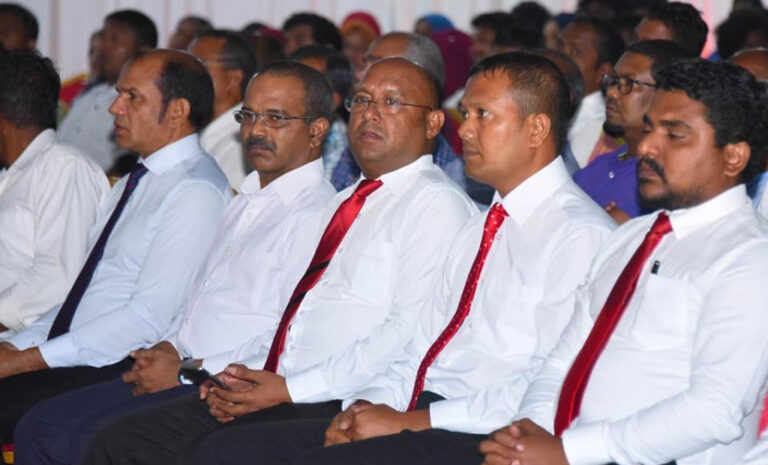 ސިވިލް ކޯޓުގެ ހުކުމާއެކު ލޭބަރ ޕާޓީ އިއާދަކޮށްފި