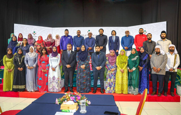 ސިގްނޭޗަރ ރިސަރޗް ސްކޮލަރޝިޕް 40 މީހަކަށް ދީފި