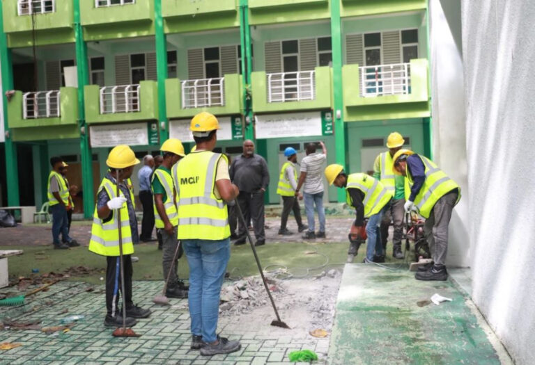 އަރަބިއްޔާގެ ކުރީގެ އިމާރާތް ތަޅާލުމުގެ މަސައްކަތް ފަށައިފި