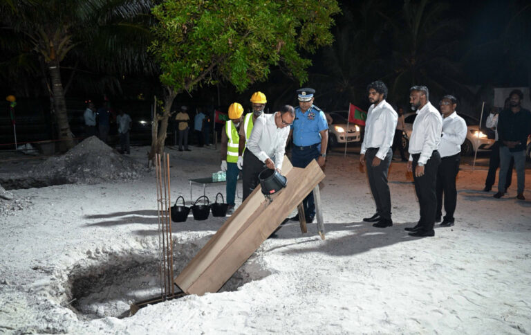 ހިތަދޫގައި އިމާރާތްކުރާ ފުލުހުންގެ މަރުކަޒުގެ ޢަމަލީ މަސައްކަތް ފަށައިފި