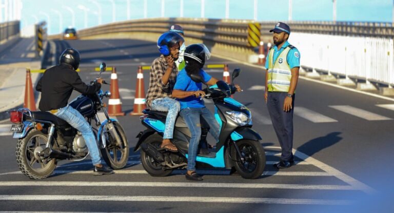 ނުރައްކާތެރިކޮށް ދުއްވާނަމަ ޖަލަށްލެވޭގޮތް ހަދަނީ