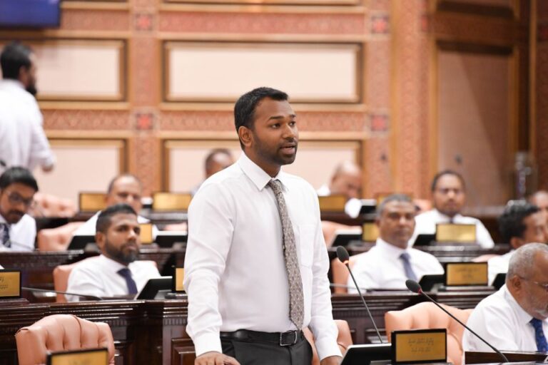 އެމްޑީޕީގެ ޗެއާޕާސަން ކަމަށް މީކާއީލް ވާދަކުރައްވަނީ