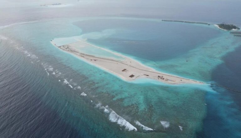ގިރާވަރު ފަޅު ހިއްކާ ޑްރެޖަރު މި މަހުގެ 23 ގައި ރާއްޖެ އަންނާނެ: ރައީސް