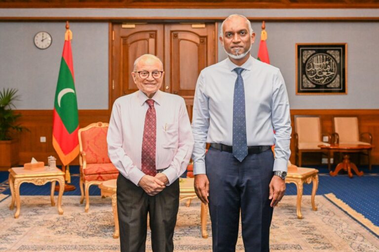 ނަސްރުގެ ދުވަހު ރައީސް މައުމޫނަށް ހާއްސަ އައްޑަނައެއް އަރުވަނީ