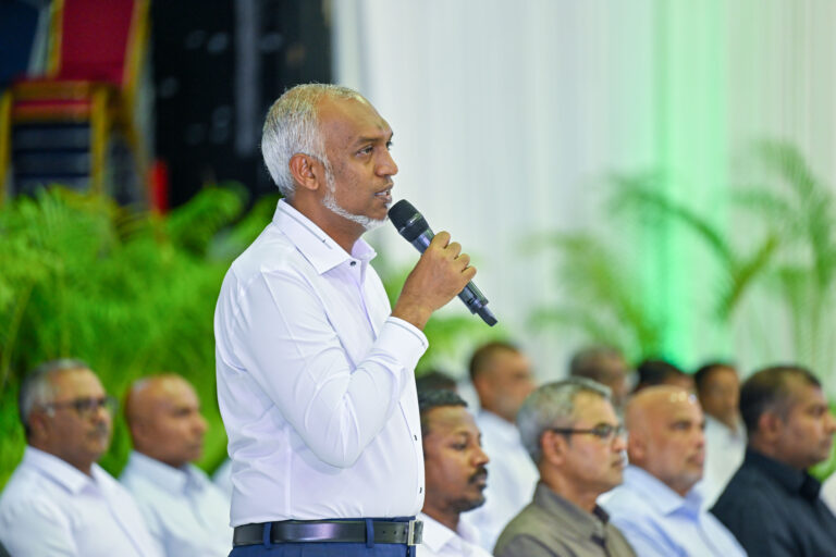 މުދާ ކްލިއާ ކުރުމުގެ ޚިދުމަތް 24 ގަޑިއިރަށް ބަދަލުކުރަން ރައީސް ނިންމަވައިފި