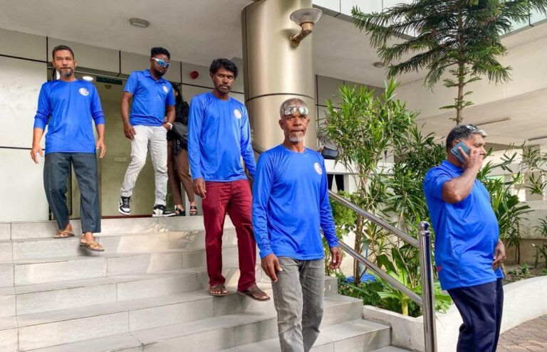މިނިސްޓަރު ޝިޔާމާ ބައްދަލުވުމުން ލިބުނީ ޕޮޒިިޓިވް ޖަވާބެއް، މަސްވެރިން ތިބީ އުފަލުން!