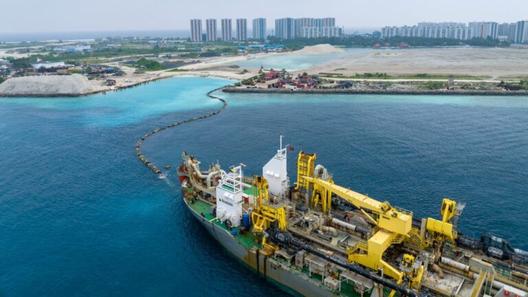 މާލެ ސަރަހައްދުގެ ބިން ހިއްކުމުގެ މަޝްރޫއުތަކަށް ބޭނުންވާ ވެލި ނެގުމުގައި ގަވާއިދާ ޚިލާފުނުވަން އިލްތިމާސްކޮށްފި