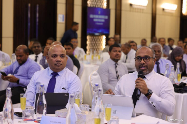 ފުލުހުންގެ ޚިދުމަތަކީ ވަރަށް ޒިންމާދާރު ކަމާއެކު ރައްޔިތުންނަށް ފޯރުކޮށްދޭންޖެހޭ ޚިދުމަތެއް: އިޙްސާން