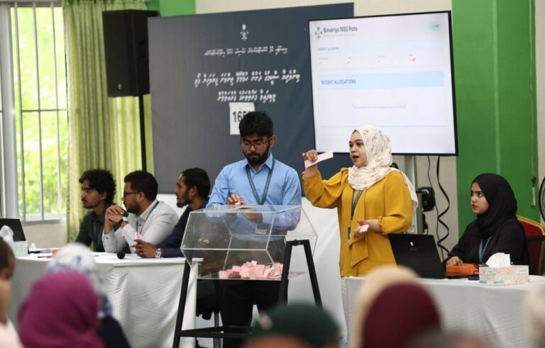 ތިންވަނަ ފިޔަވަހިން ދޫކޮށްފައިވާ ގޯތިތަކުގެ ގުރުއަތުލުން ފަށައިފި