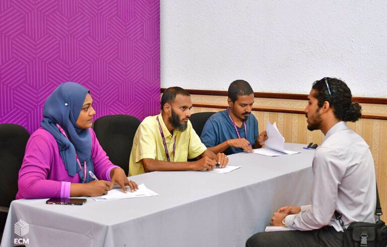 ކައުންސިލް އިންތިޚާބު މުވައްޒަފުން ނެގުމަށް އިންޓަވިއު ކުރިއަށް