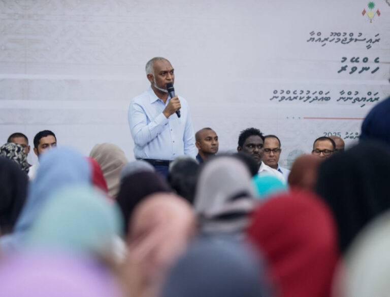 ހިޔާ ފްލެޓް އަތުލާފައިވާ ފަރާތްތަކަށް އިތުރު ލިޔުމަކާއި ނުލާ ފްލެޓު ދޭނެ: ރައީސް