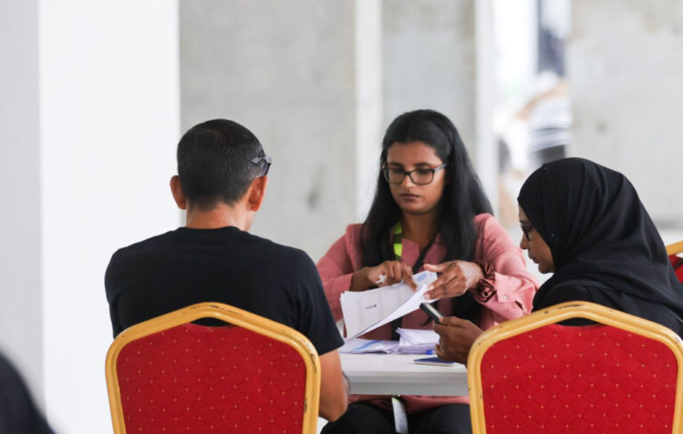 ޖެނުއަރީގެ ނިޔަލަށް 4000 ހައުސިން ޔުނިޓުގެ ތަޅުދަނޑި ހަވާލުކޮށް ނިންމަނީ