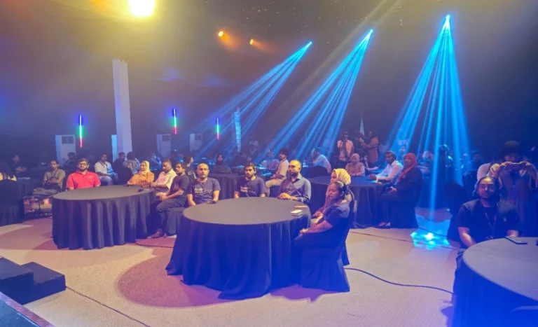 ކޯޑިން ދާއިރާއަށް ޝައުގުވެރިވާ ޒުވާނުންނަށް ހާއްސަ “ޔޫތު ހެކަތޯން” ފަށައިފި