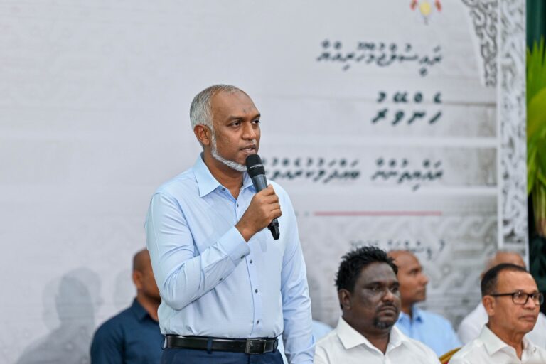 މާލޭގެ ރައްޔިތުންގެ އަޑުއައްސަވައި އެއްކޮޓަރީގެ ފްލެޓް ދޫކޮށްލުމުން އެހެން ފްލެޓެއް ދޭން ރައީސް ނިންމަވައިފި