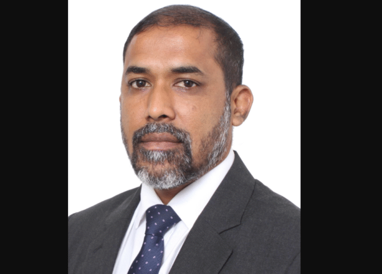 ސްޓޭޓް މިނިސްޓަރު ކަމުން މަޖީދު ވަކިކުރައްވައިފި