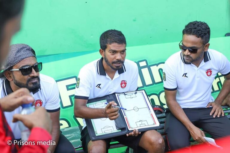އާޠިފް އެންމެ ކުރީސަފުގައި ގުނާލެވޭ ކާމިޔާބު ފުޓްސަލް ކޯޗެއް