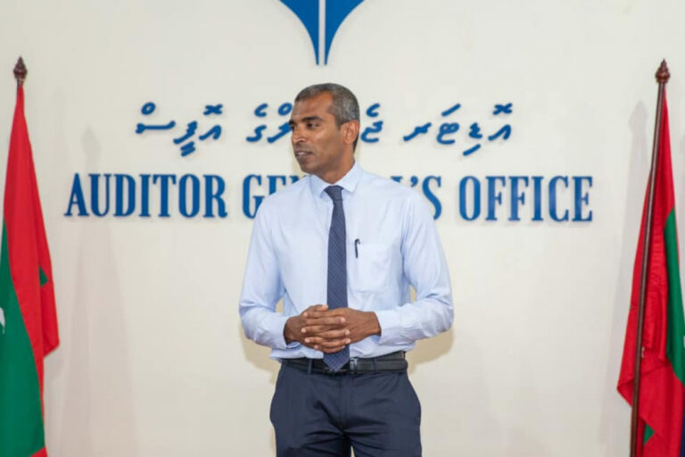 ހދ، އަތޮޅު ކައުންސިލުން މުވައްޒަފުންނަށް ގަވާއިދާ ޚިލާފަށް ދީފައިވާ ފައިސާ ހޯދަން އަންގައިފި