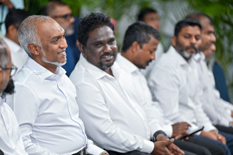 ރައީސް މުއިއްޒުގެ މޭޔަރުކަމުގައި ނުގަވާއިދުން އެއްވެސް ބިމެއް ވިއްކާފައެއް ނުވޭ: ޑެޕިޔުޓީ މޭޔަރު