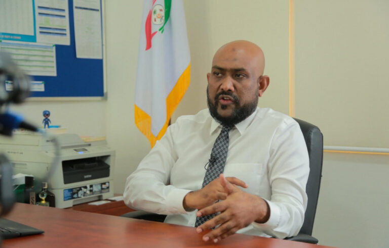 ރިޝްވަތު ހުށަހަޅައިފިނަމަ، ފައިސާ ނުނަގައި އަވަހަށް ރުޕޯޓްކުރަން އޭސީސީން އެދިއްޖެ