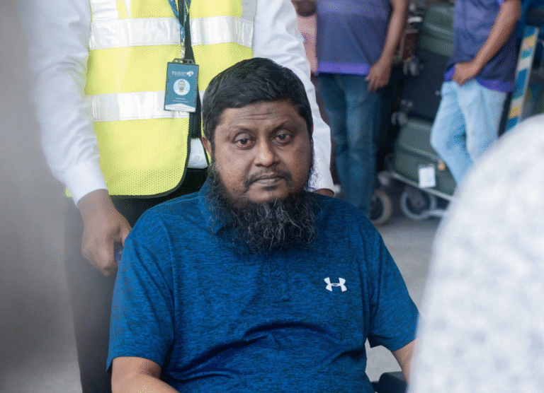 ޝައިޚް މުހައްމަދު އިބްރާހީމް ބޭސްފަރުވާއަށް ތައިލޭންޑަށް ފުރާވަޑައިގެންފި