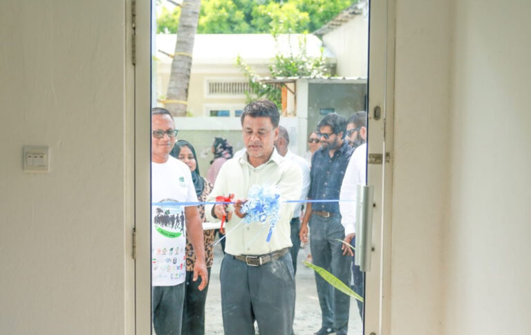 އުކުޅަހު ޞިއްޙީ މަރުކަޒުގައި ލެބޯޓްރީގެ ޚިދުމަތް ފަށައިފި
