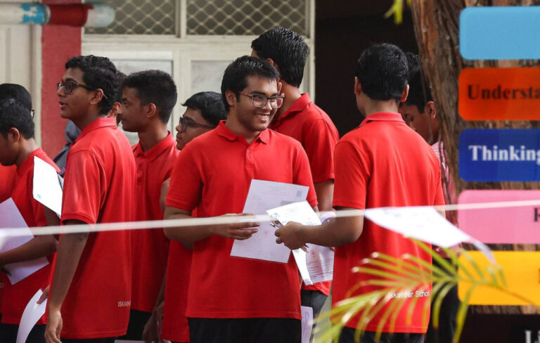 އޯލެވެލް އިމްތިހާން ފަށައިފި، އިމްތިހާނު 267 ސެންޓަރެއްގައި ކުރިއަށްދާނެ