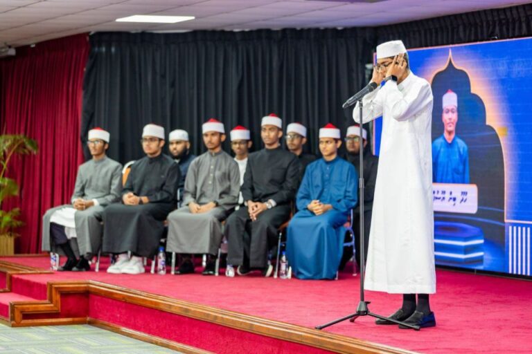 “ނޫރުލް އަޒާން” މުބާރާތަށް ބައިވެރިވުމުގެ ފުރުސަތު ހުޅުވާލައިފި