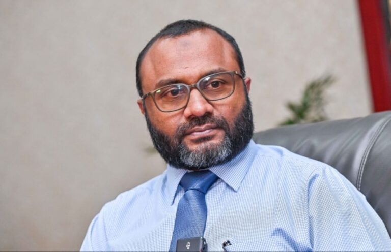 މި ރޯދަމަހު މާލެ ސަރަޙައްދުގައި 37 ދިވެހި ޙާފިޒުން އިމާމުވެ ހިފްޒުކޮށް ތަރާވީޙު ނަމާދުކުރާނެކަމަށް